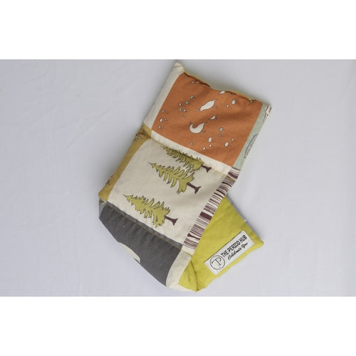Saukhya Snuggle Bag by Period Hub